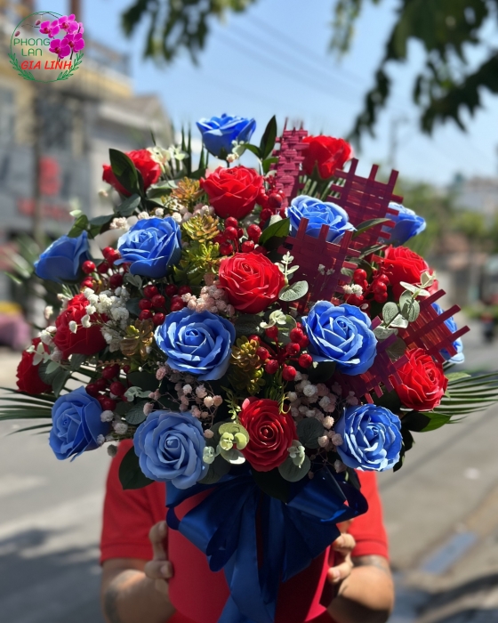 Bình Hoa Hồng Sáp Xanh Mix
