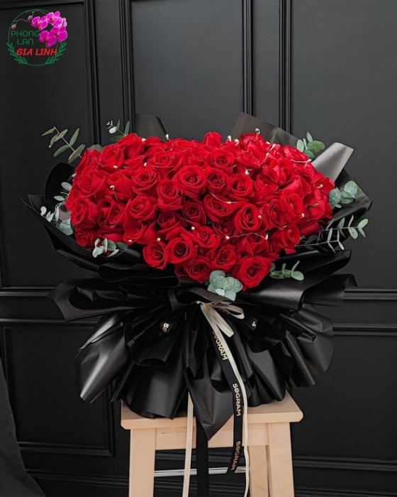Mua những bó hoa đẹp nhất 8 3 với giá ưu đãi ngay tại đây!