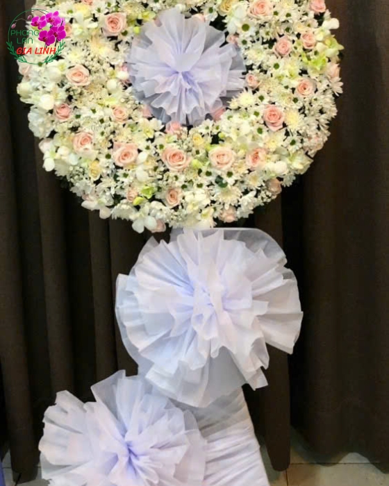 vòng hoa chia buồn